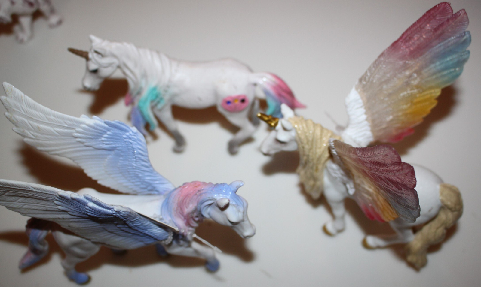 Animal Quest ( Lot of 3) Mythical Winged Horses – Rainbow Unicorns Pegasuses NEW