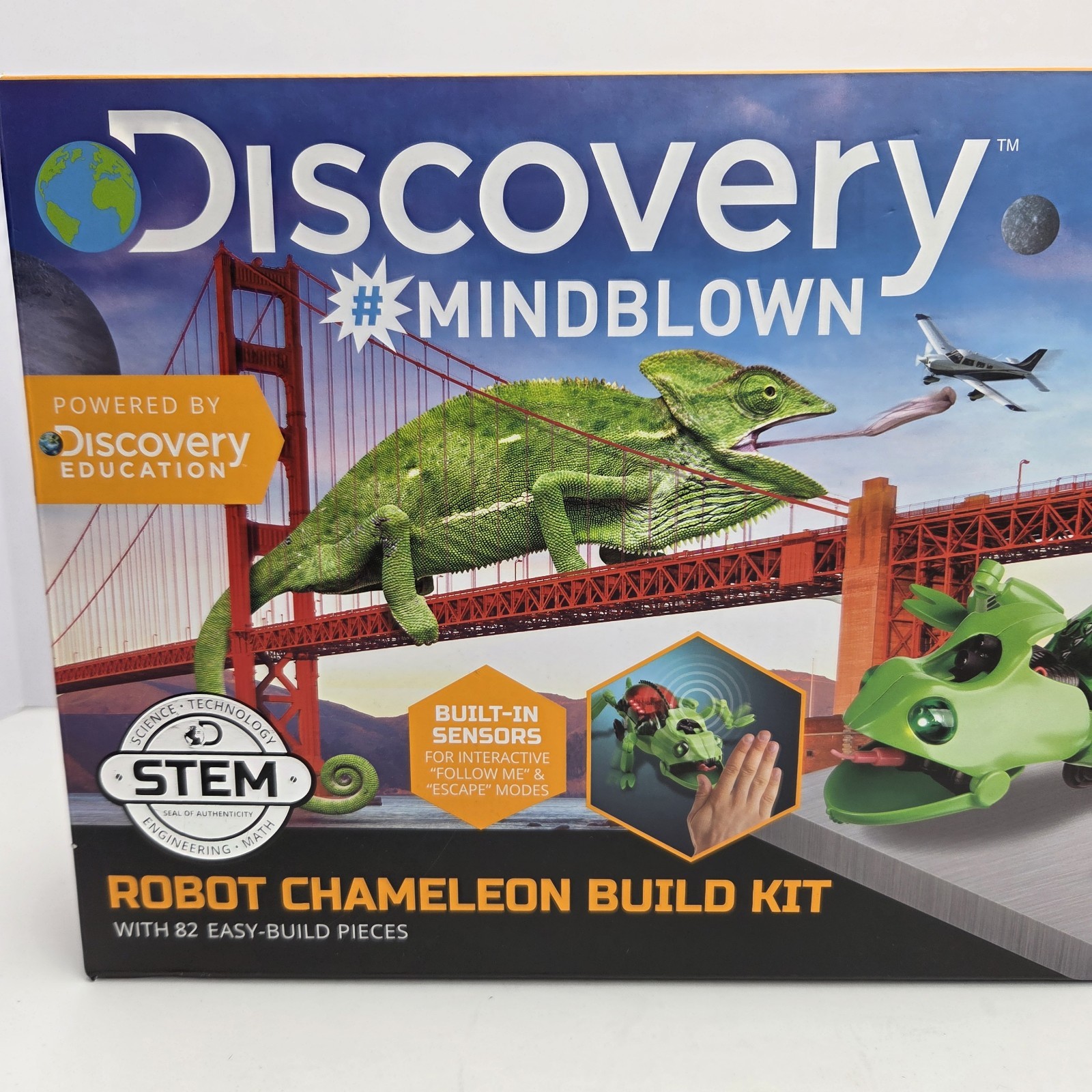 Discovery Mindblown Robot Chameleon STEM Build Kit 82pc LED Educational Toy