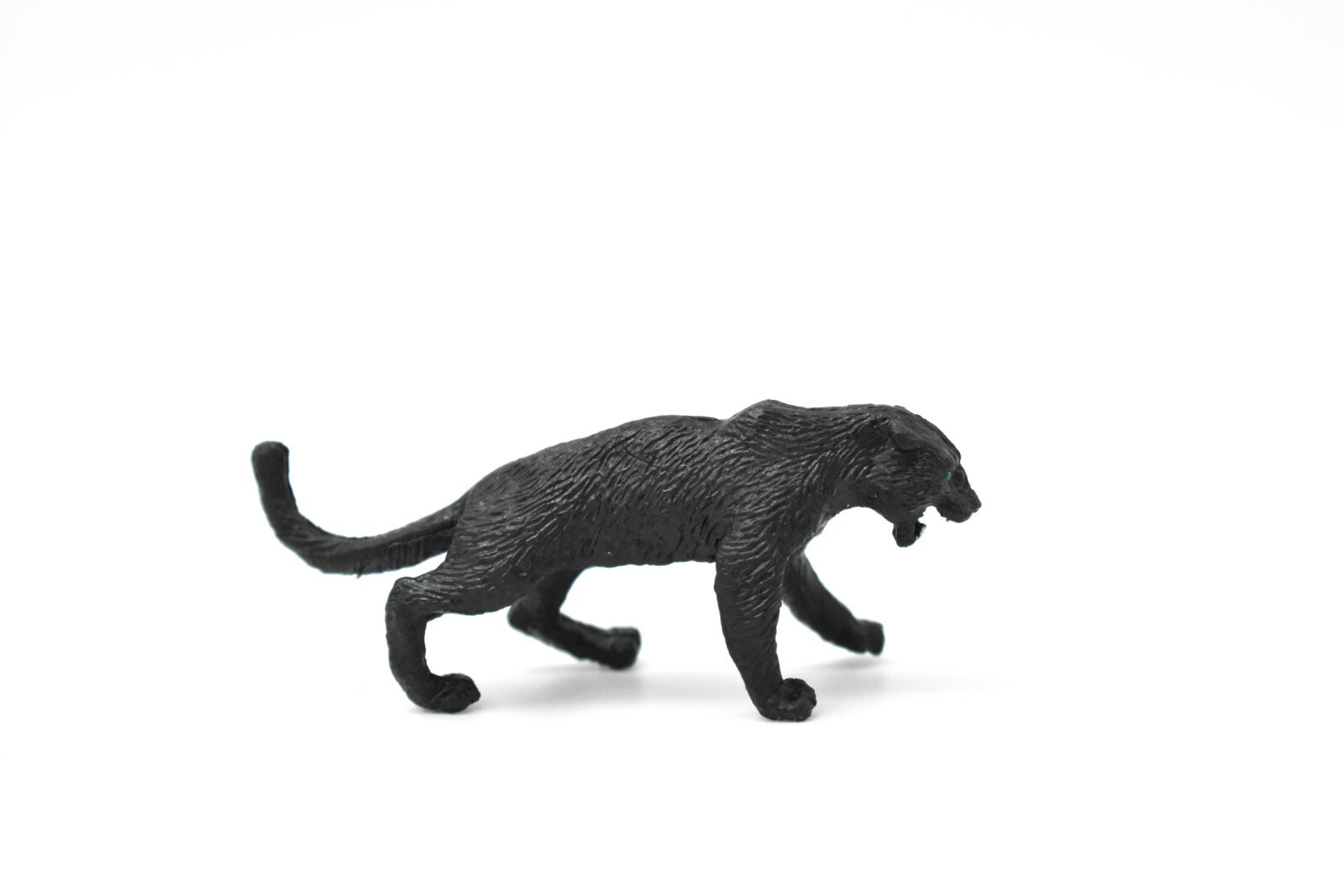 Jaguar, Black Plastic Replica 2 3/4″ – F3549 B17