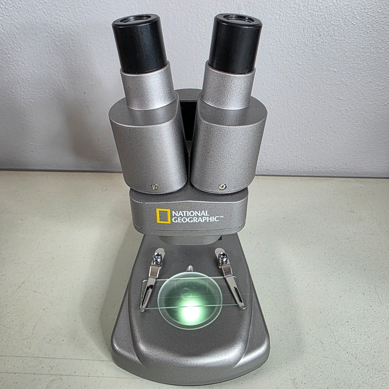 National Geographic Dual Microscope 9″ STEM Slide Set Educational Science Tool