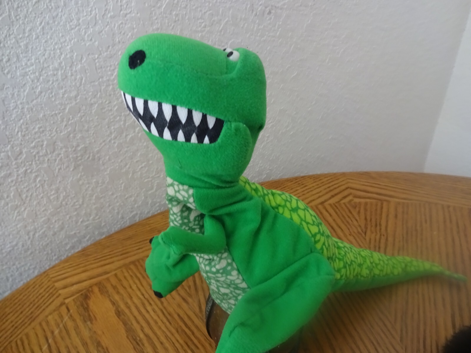 VARIOUS HAND PUPPETS FOR KIDS-LOT #1-YOU CHOOSE