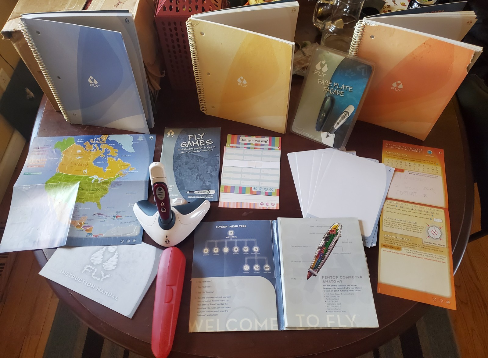 Fly Pentop Computer Pack – 3 Notebooks, Games & More COULD NOT GET PEN TO CHARGE