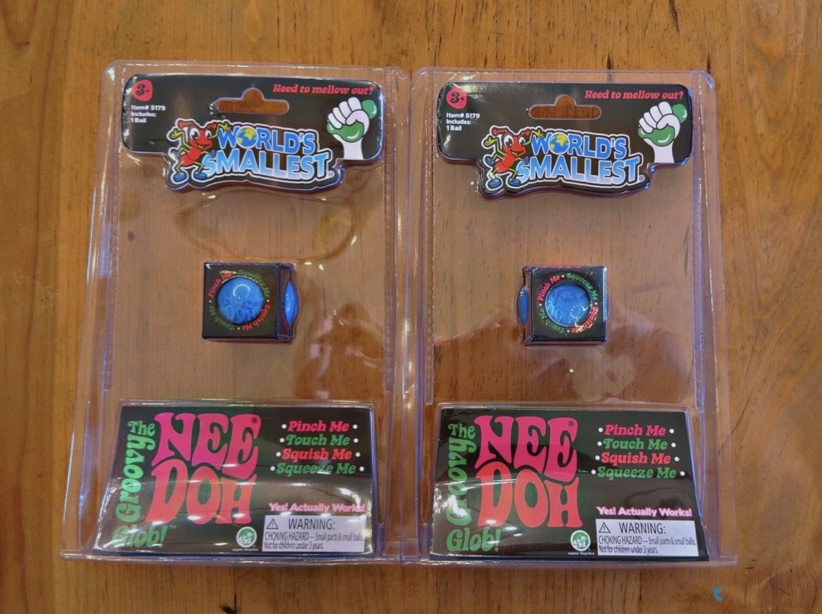 “World’s Smallest” NeeDoh Groovy Glob BLUE- Rare!!!