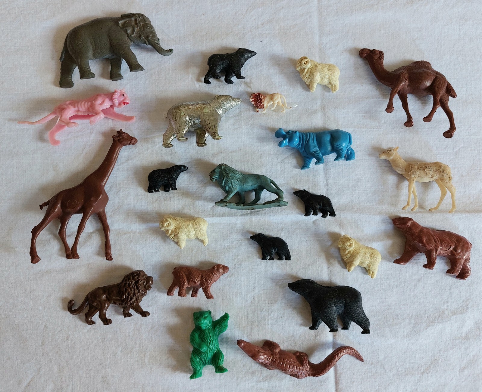 Jungle & Zoo Animals Lot of 22 Plastic Toys Set