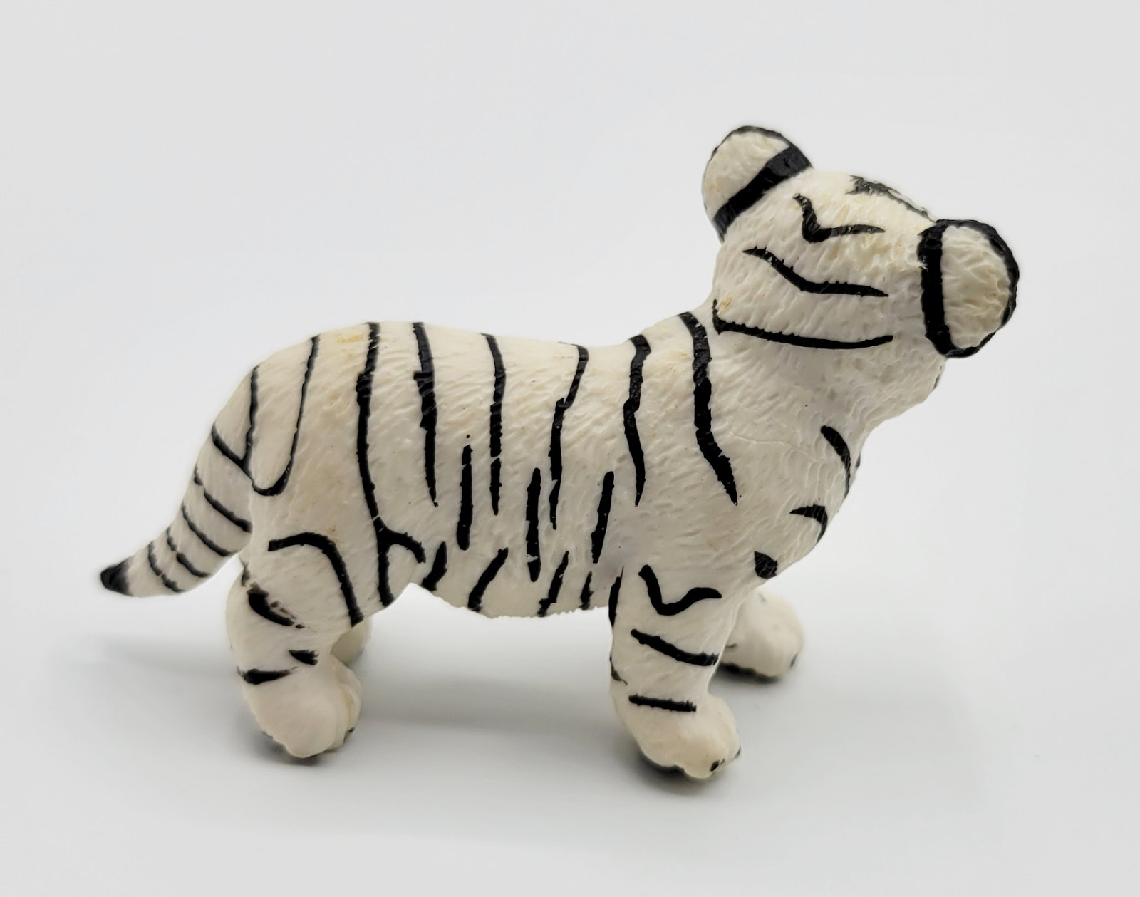 Safari 2006 White Bengal Tiger Cub Cat PVC Plastic Toy Figure Animal Figurine