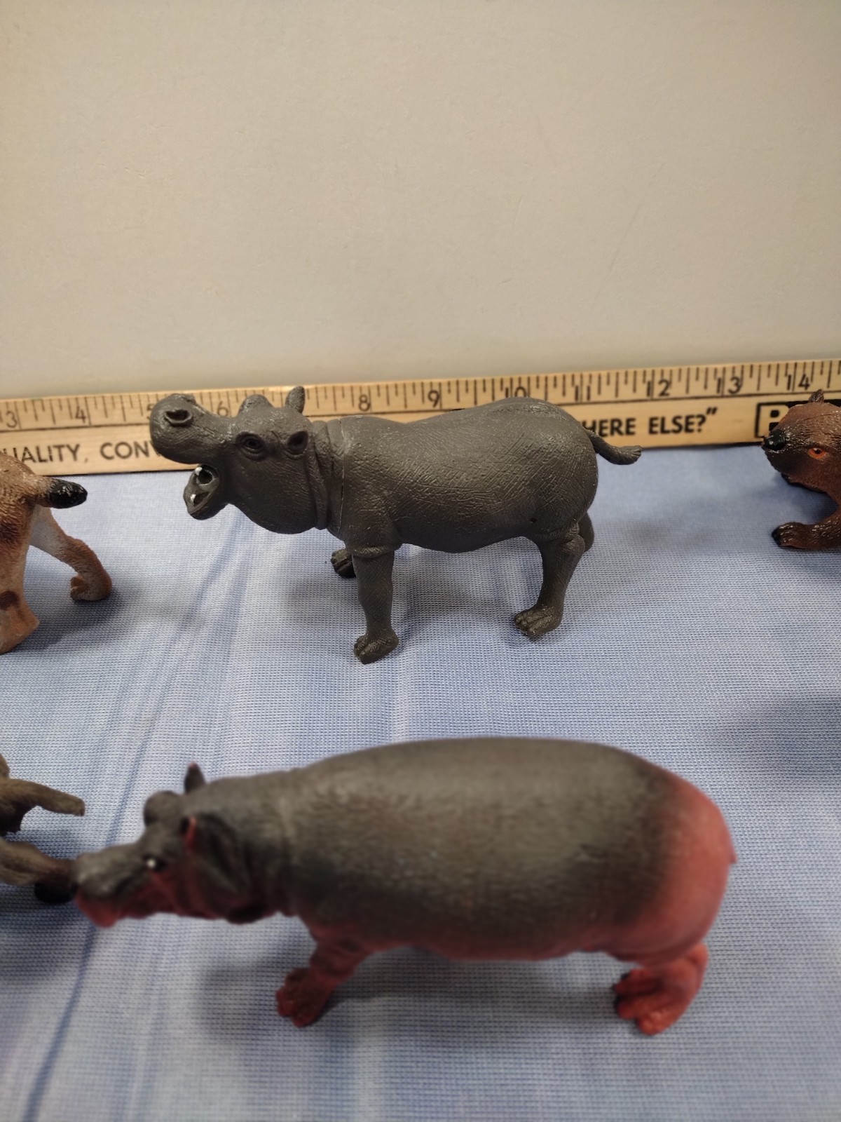LOT OF ( 6 ) Figurine Learning Educational Animals Toys, Hard Plastic, Raccoon