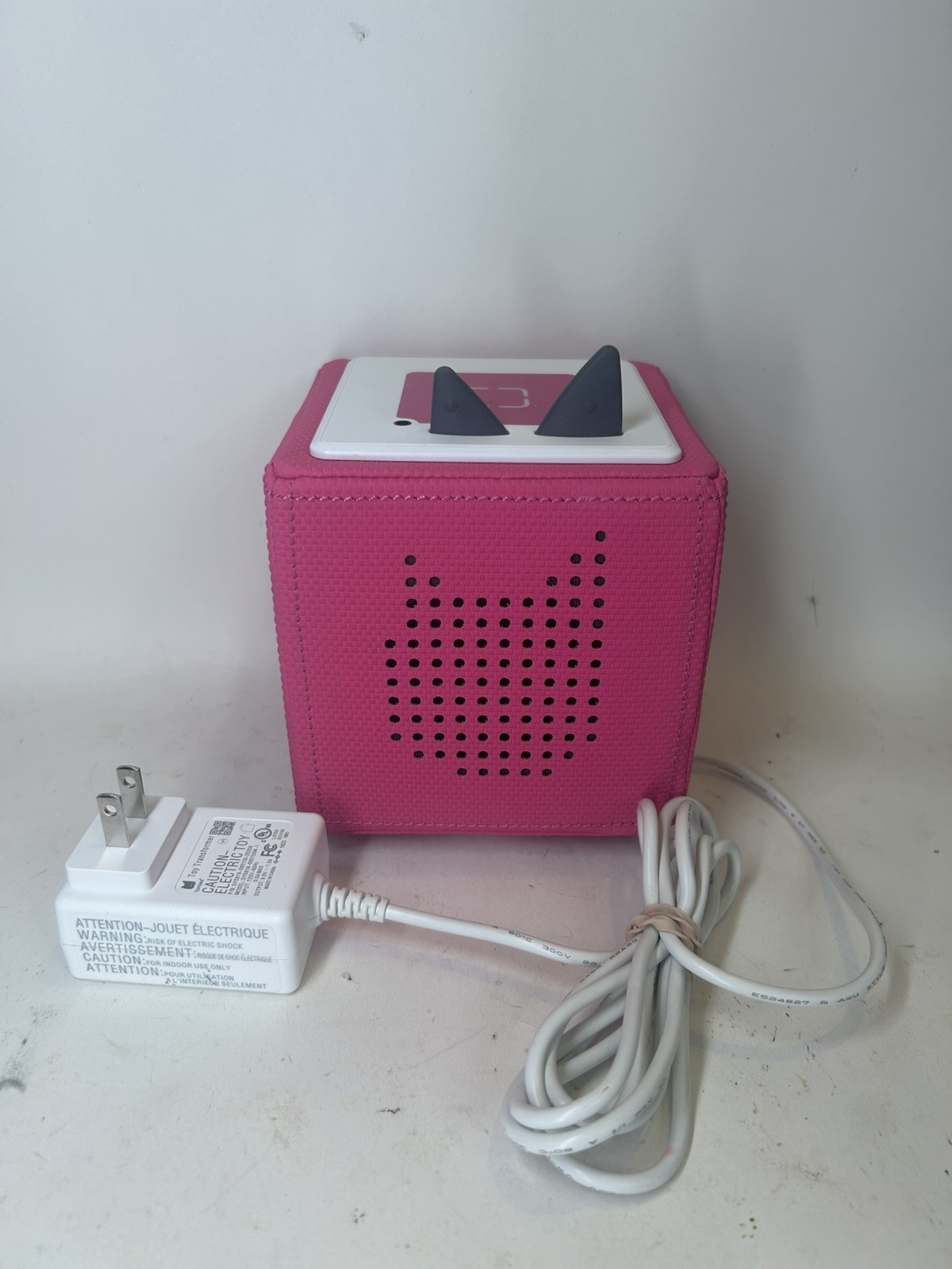 Tonies Toniebox Pink Audio Player Speaker Box w/ Charger Tested Works