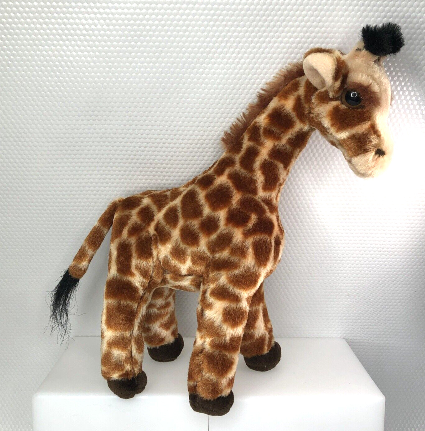 Aurora Giraffe 2009 Safari Wild Animals Toy Educational Kingdom Zoo
