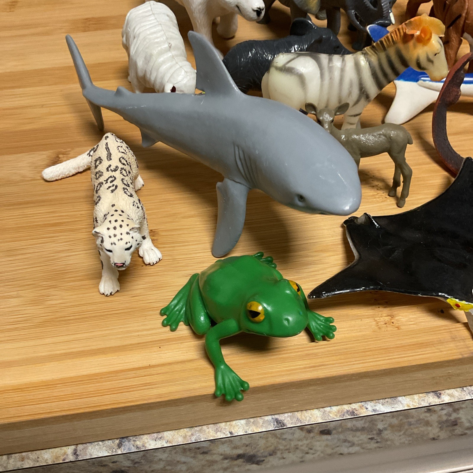 Huge Lot of Animal Sea Life Wild Life Collection Plastic Toy Figures Vintage/MOD