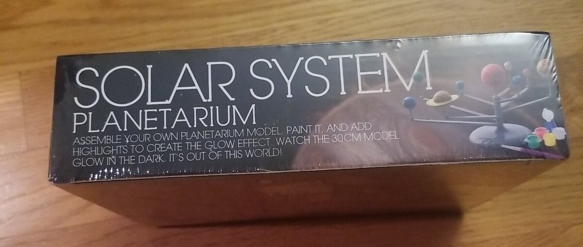 4M Solar System Planetarium – DIY Glow In The Dark Astronomy Planet Model
