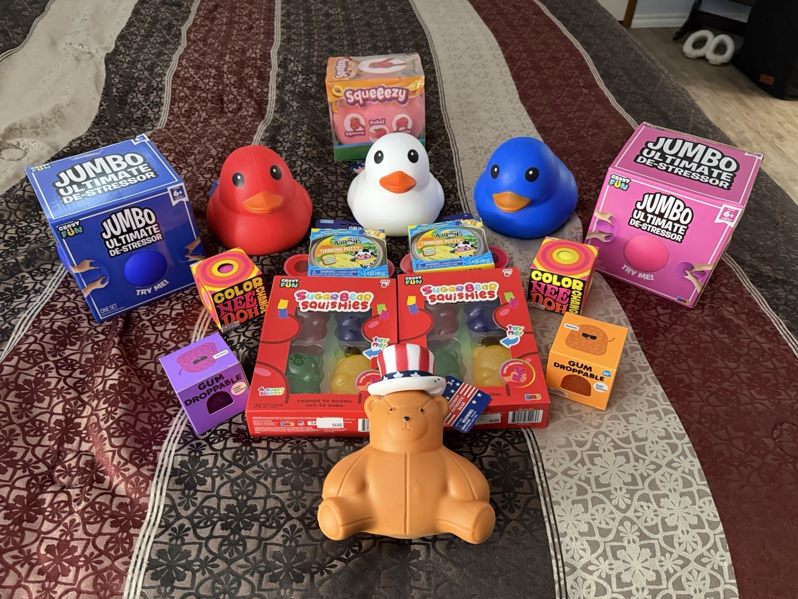 Large lot of viral squish toys – 16 pieces!