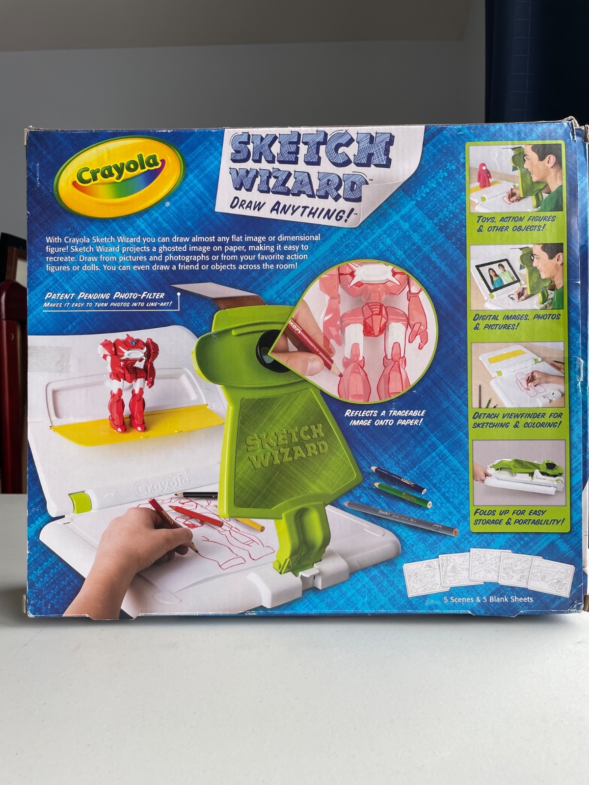 Crayola Sketch Wizard Arts & Crafts Drawing 2D, 3D Kit Draw Anything Age 8+