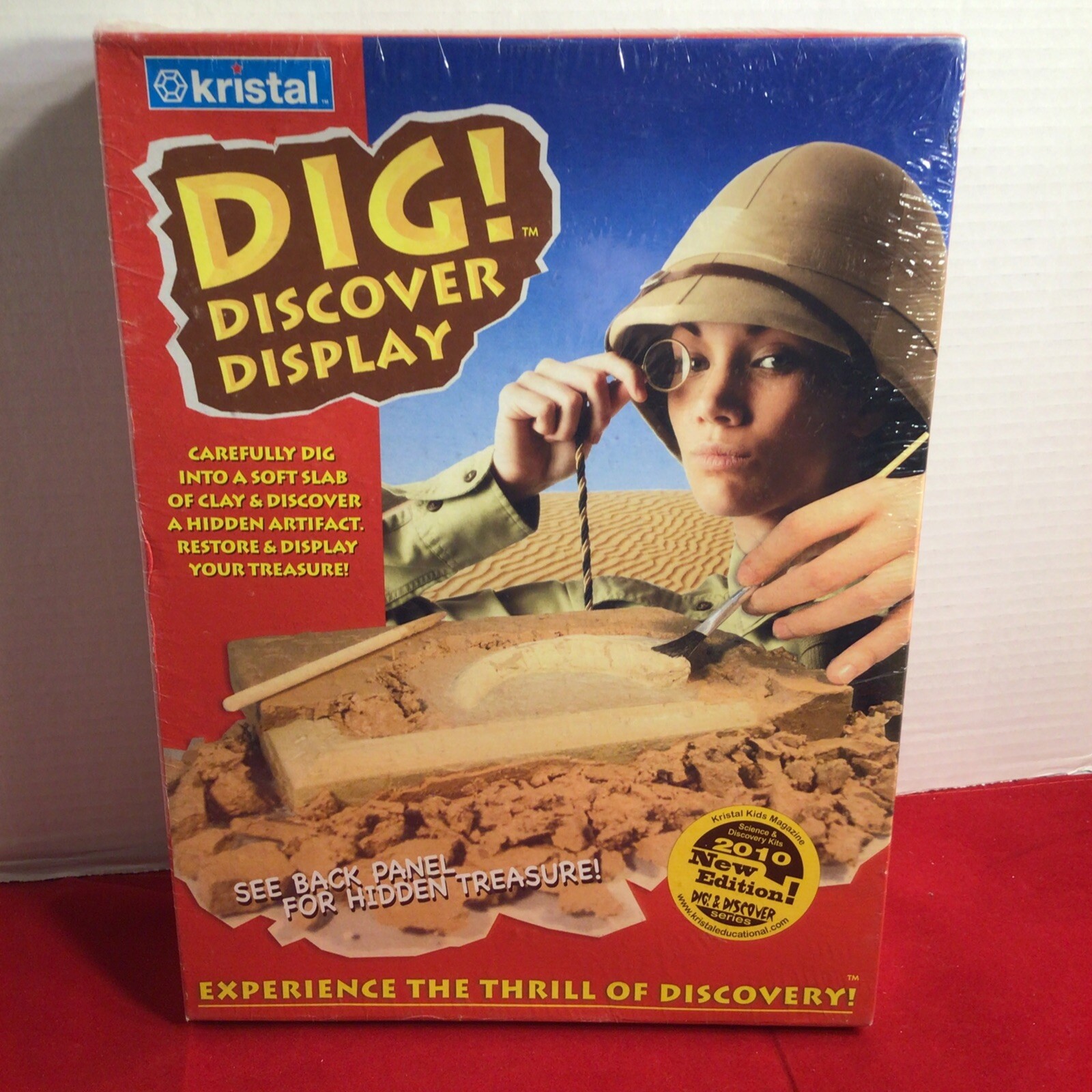 Kristal Dig! Discover Display NEW SEALED Triceratops 3-D Skeleton