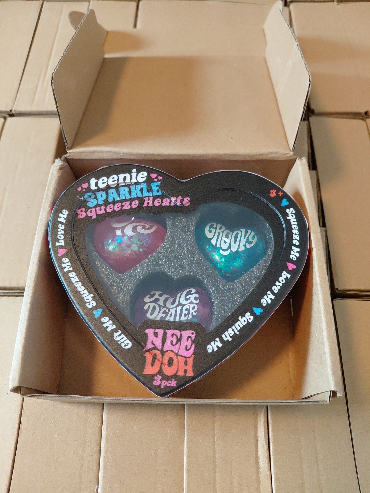 Unbranded NeeDoh Teenie SPARKLE Squeeze Hearts 3 Pack Pink Purple & Blue