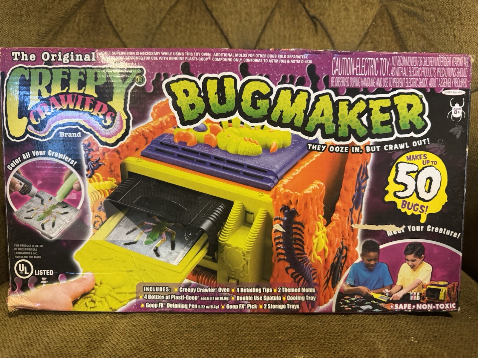 Creepy Crawler Bug Maker Kit ( Oven Itself No Longer Works)