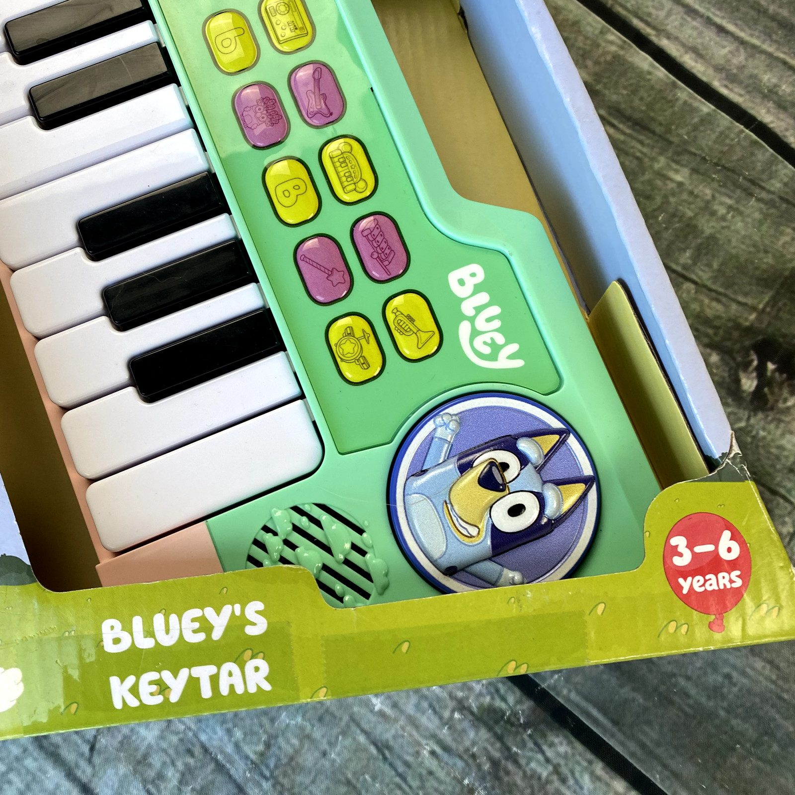 NIB VTech Bluey’s KeyTar Piano Musical Bluey Green Songs New Interactive V Tech
