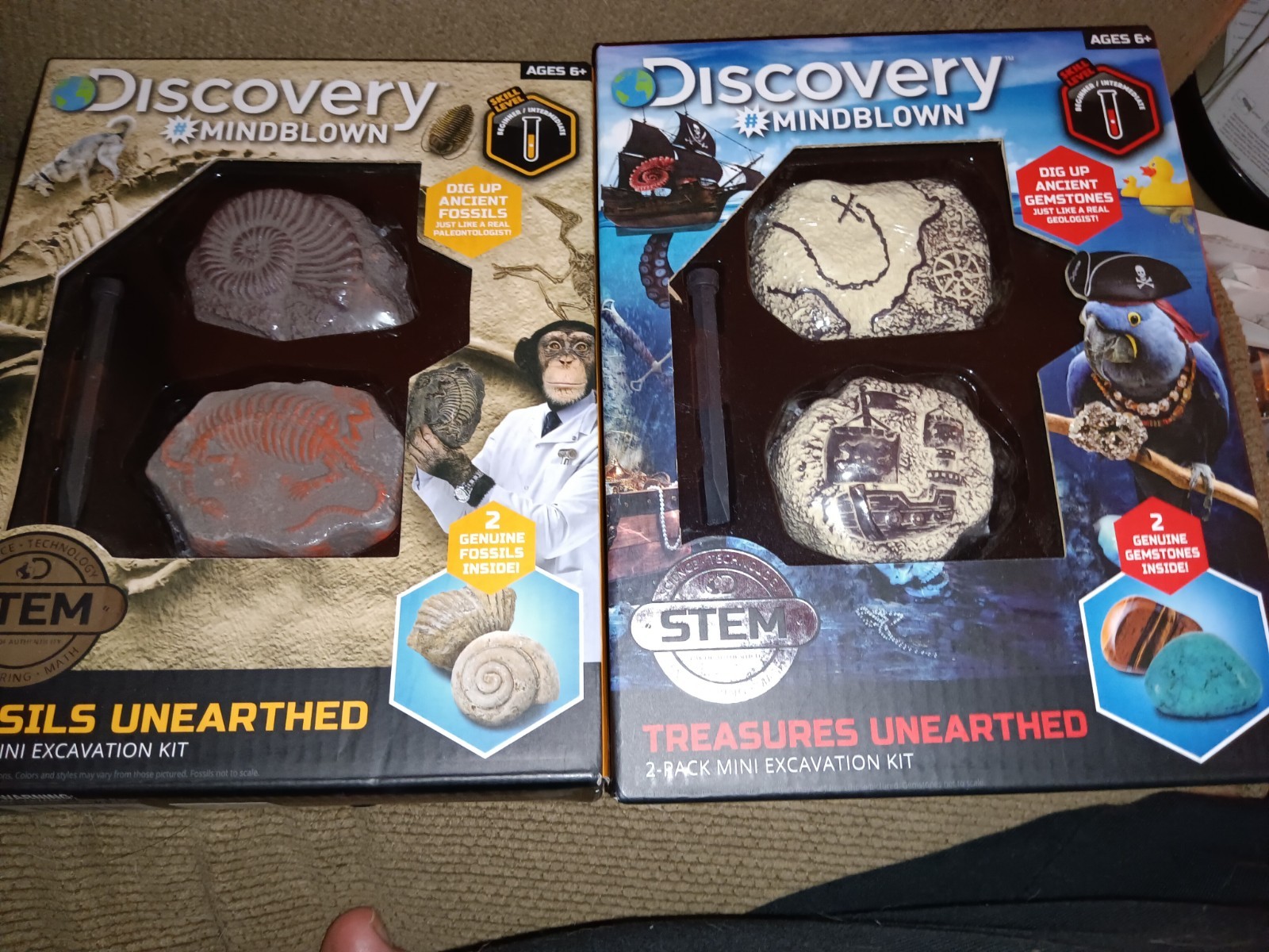 LOT 2 DISCOVERY MINDBLOWN TREASURES- UNEARTHED EXCAVATION KITS FOSSILS GEMSTONES