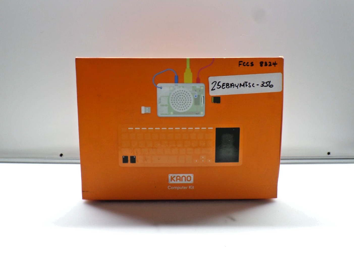 NEW Kano Make Your Own Computer Kit 16G9003F Raspberry Pi 3 – 8GB