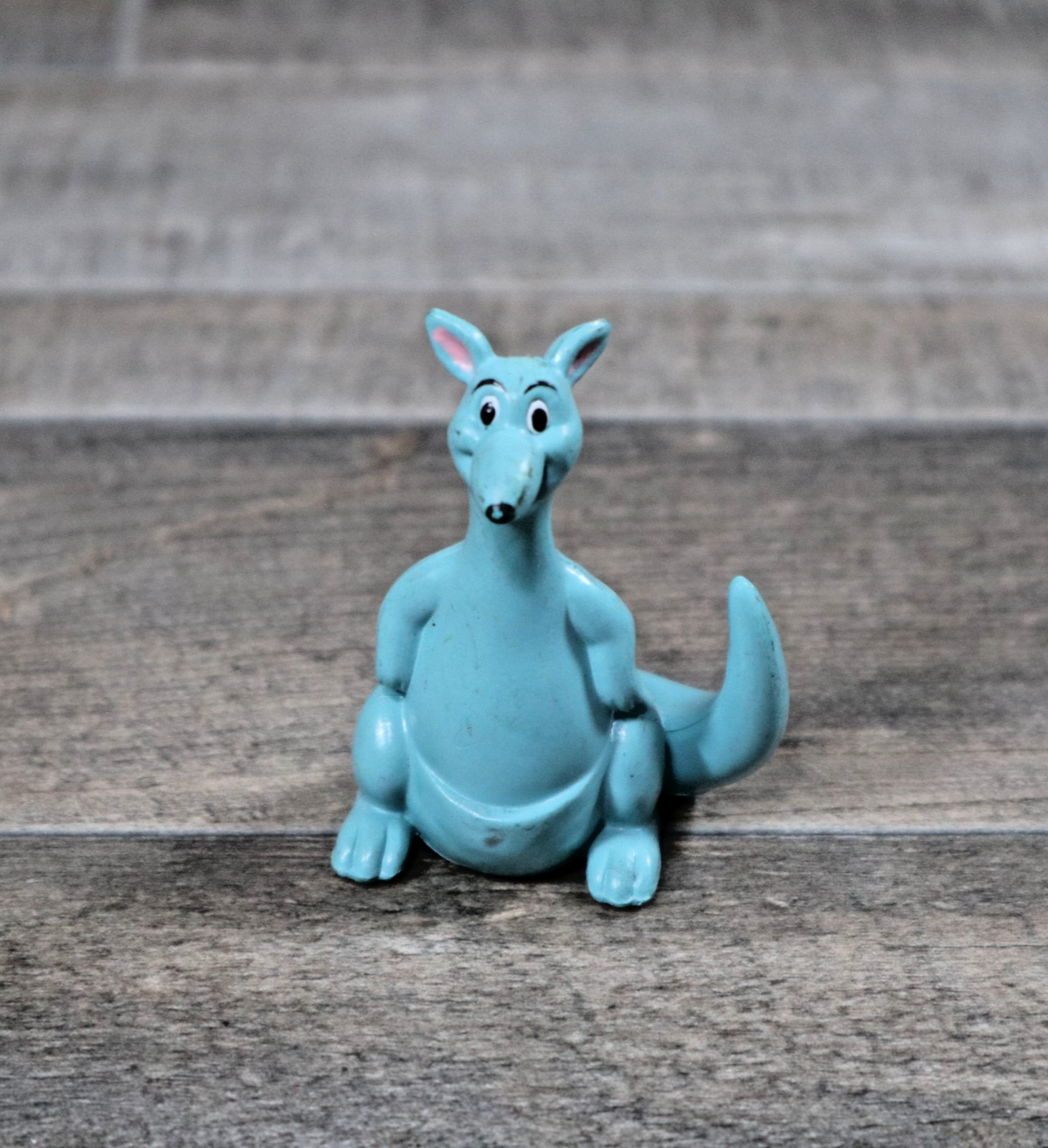 VTG Noah’s Ark Animals Doley PVC Figure Blue Kangaroo Bible Toy 2001 Christian
