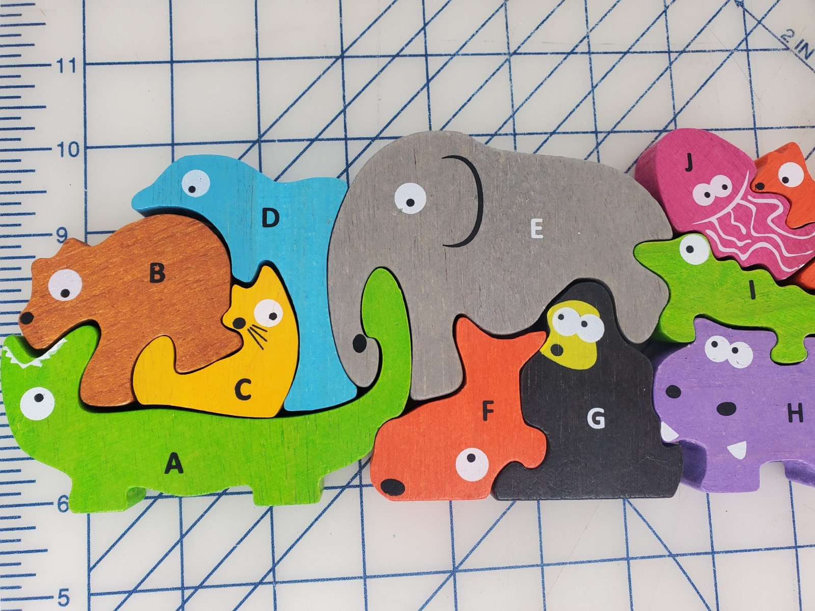 Begin Again ANIMAL PARADE wooden alphabet animals puzzle EUC complete Montessori