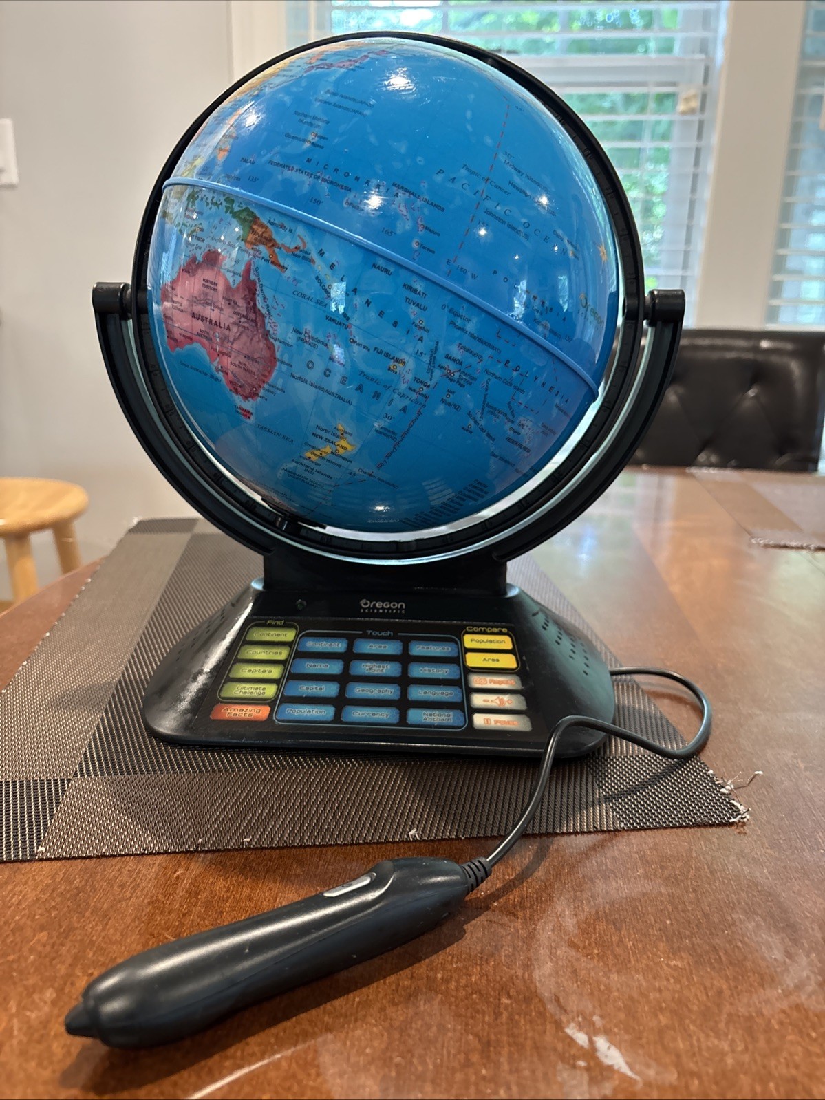 Oregon Scientific SG338R Smart Globe Explorer AR Educational World Geography Toy