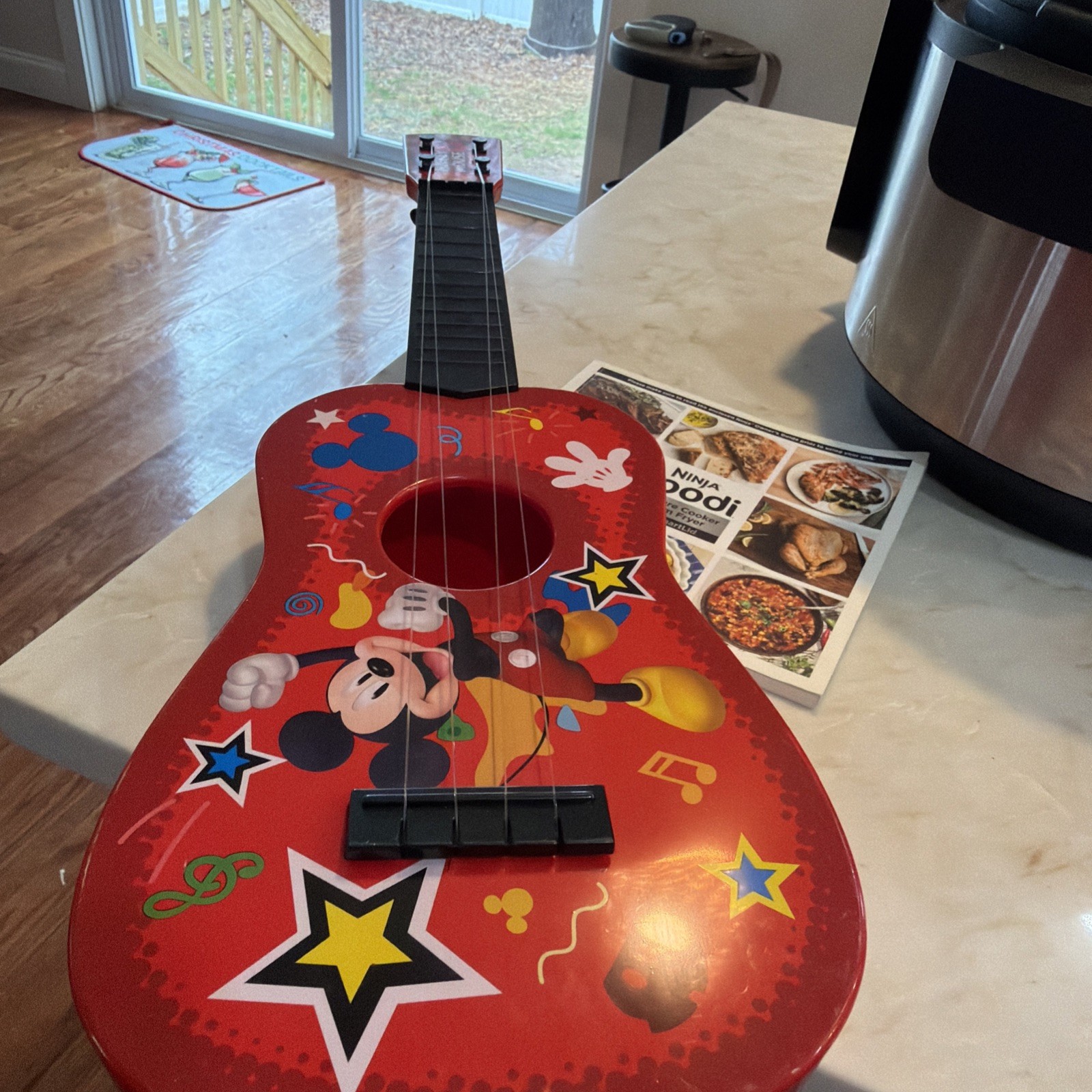 First Act Play Disney Junior “Minnie the Mouse” Plastic Ukulele Guitar