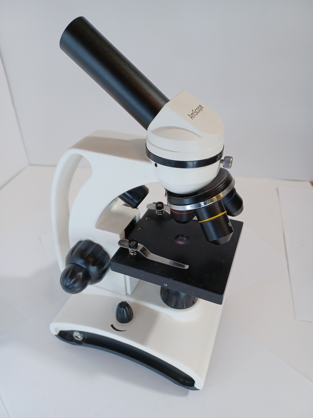 AmScope Compound Microscope M160C-2L-PB10 – Missing Parts –