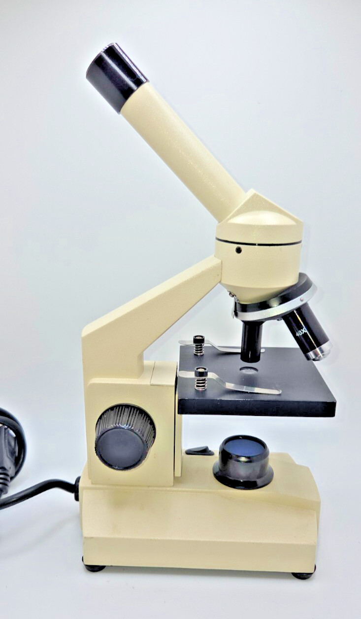 Vintage Student Microscope WF10X Eyepiece 4X 10X 40X Objectives (#0008)