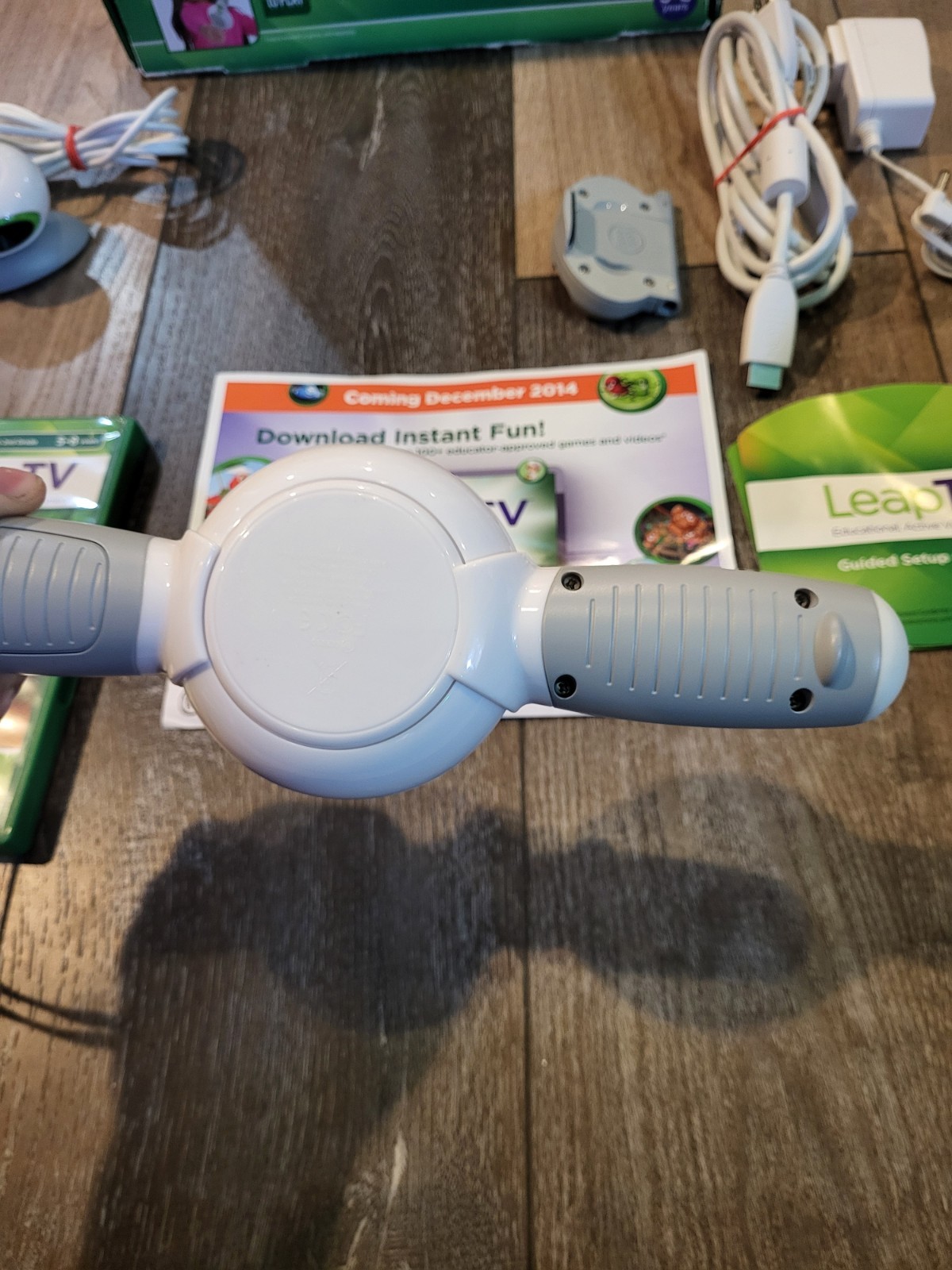 Leap Frog Leap TV Educational Video Gaming System LeapTV With One Game