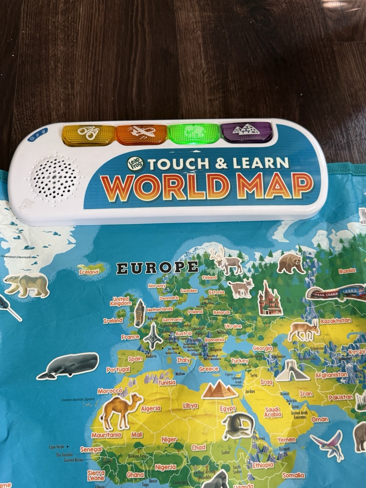 LeapFrog Touch & Learn World Map Animals & Landmarks English Geography