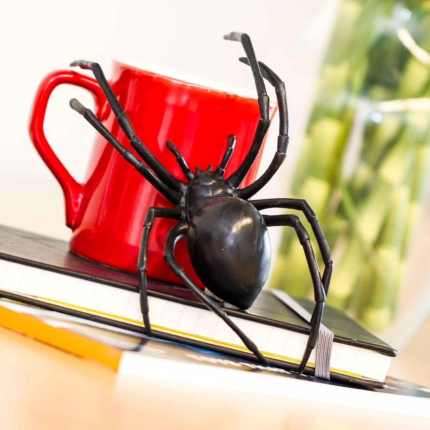 Black Widow Spider Figurine – Realistic 6.5″ Arachnid Figure – Educational Toy f