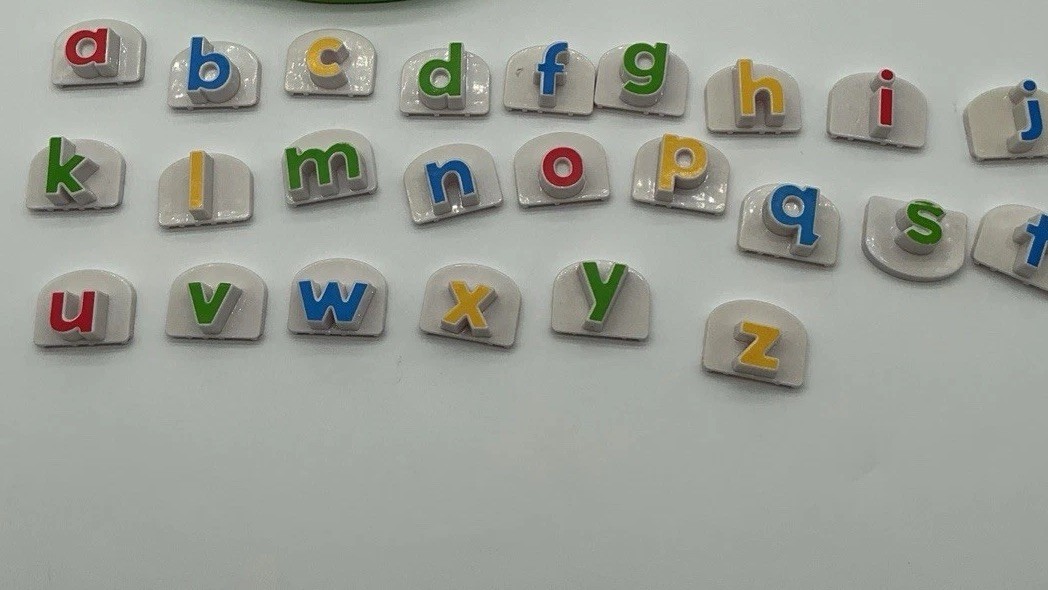 LeapFrog Replacement Magnet Letters ABC Fridge Phonics Missing E And R