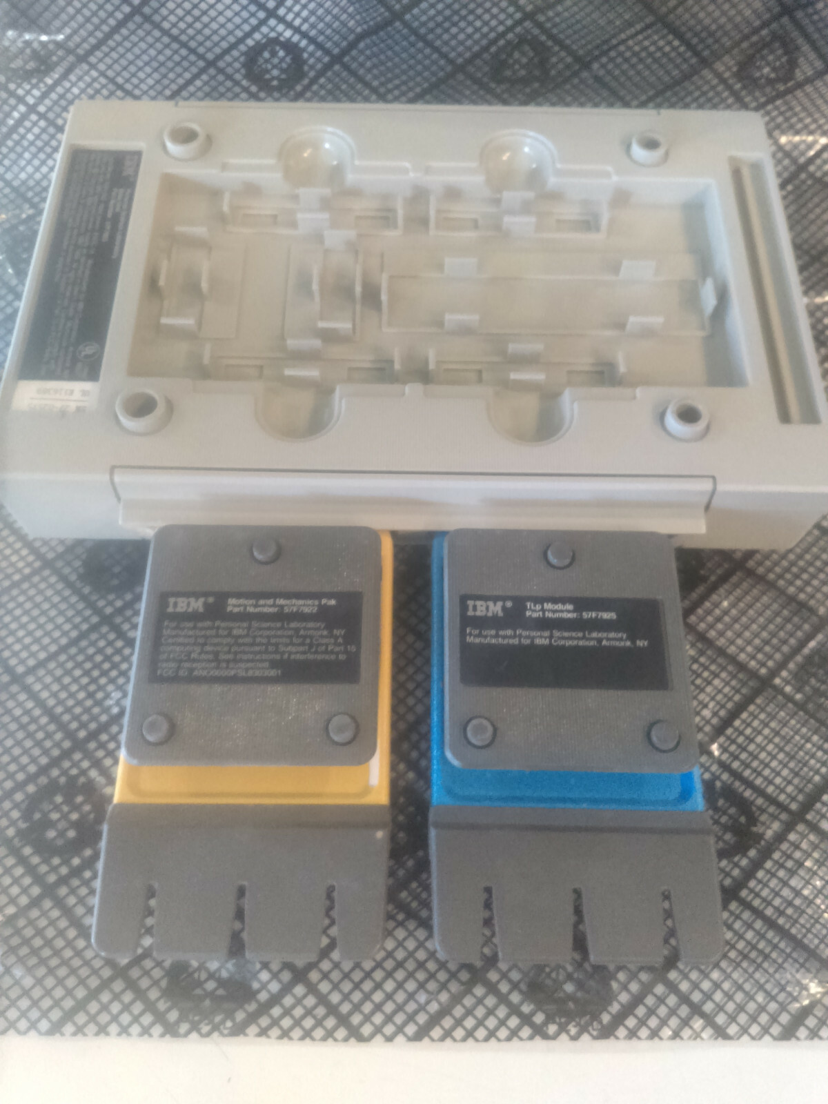 IBM Personal Science Laboratory 57F7923 & 57F7925 TLph & 57F7922 Motion Mech