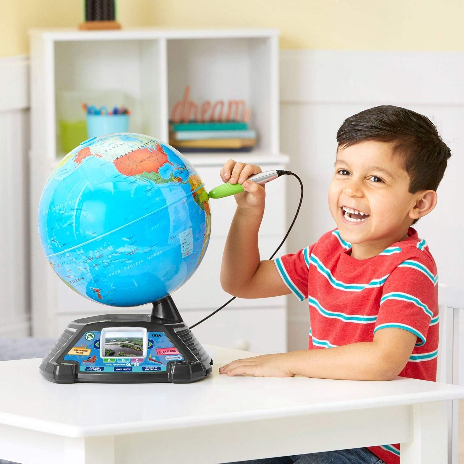 Interactive Children Globe with Animals and Culture Exploration