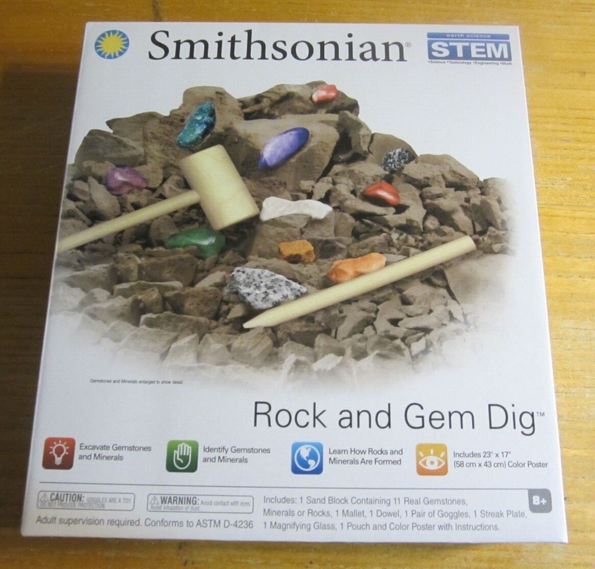 Smithsonian Rock and Gem Dig 2019 NSI International STEM Earth Science NIB
