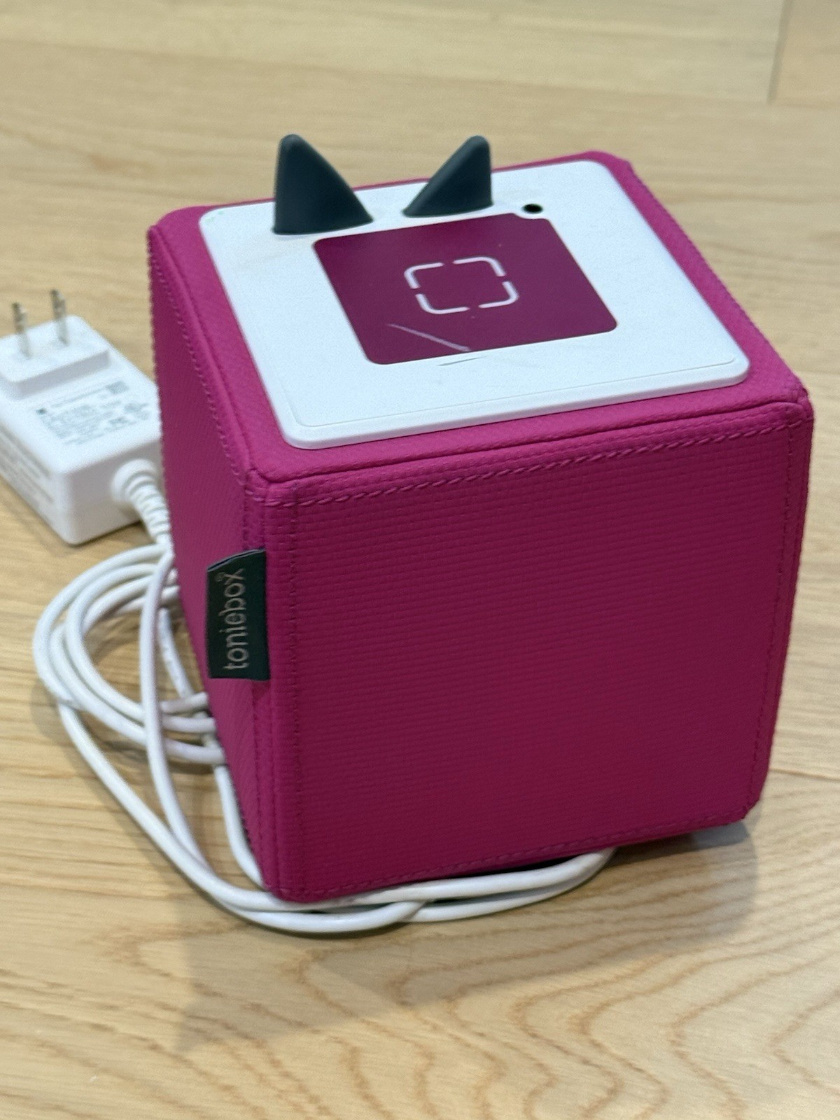 Tonies Toniebox Audio Box Player Learning System Pink (10003) with Charger