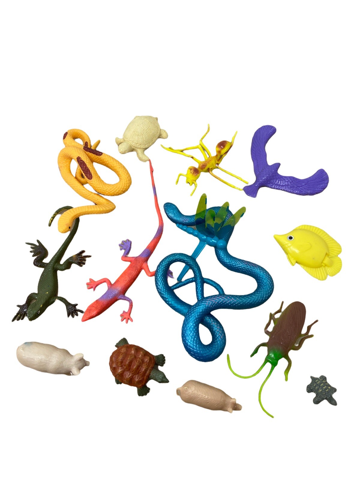 Lot of 14 Plastic and Rubber Play Set Toy Animals various Sizes Art