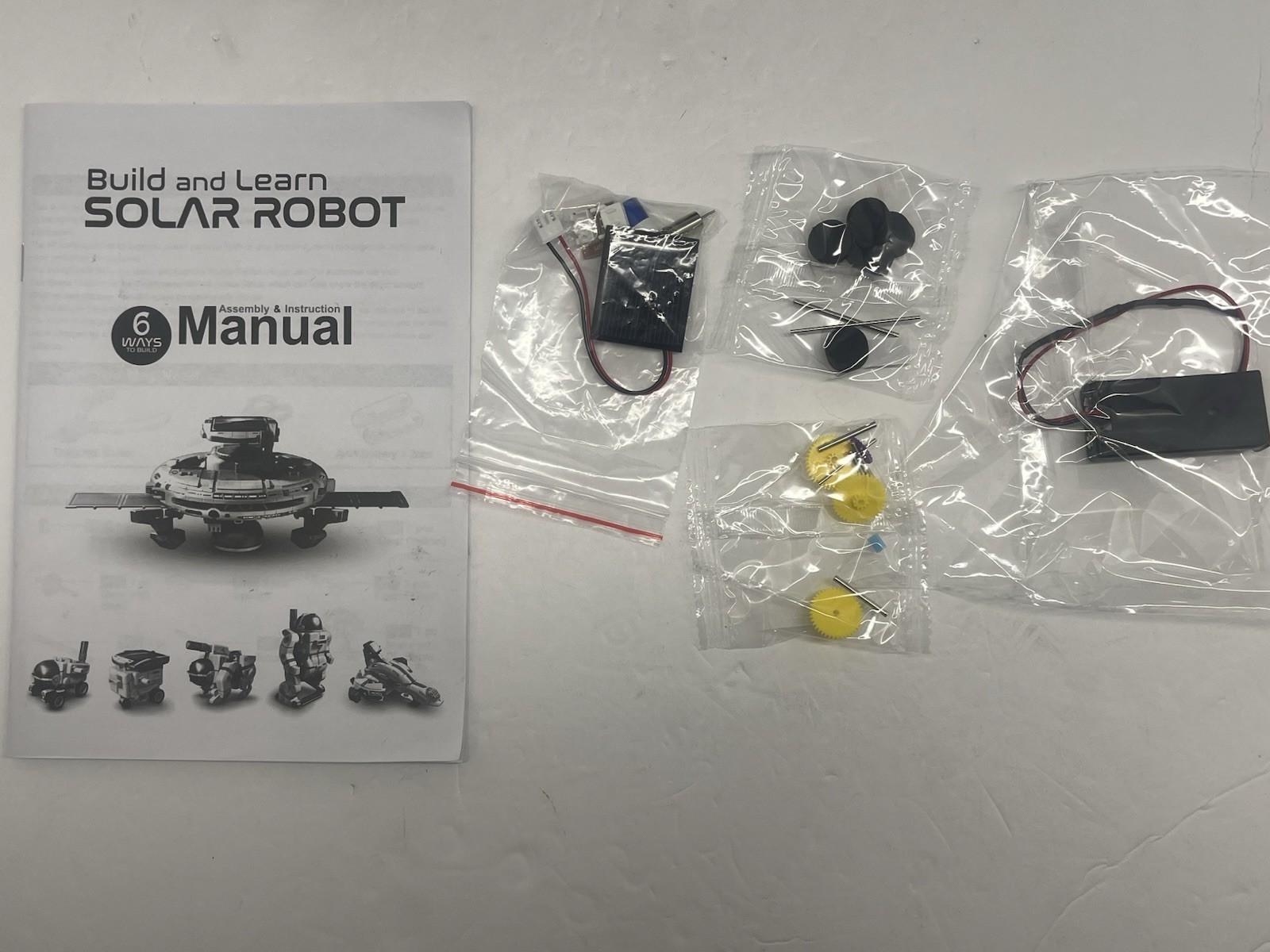 STEM Build and Learn Solar Robot Space Shuttle Astronaut 6-In-1 Robot Model Kit