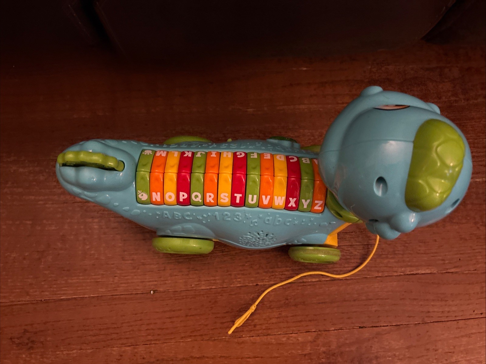 LeapFrog LETTERSAURUS Blue Dinosaur Pull Toy ABCs Colors Music Learning