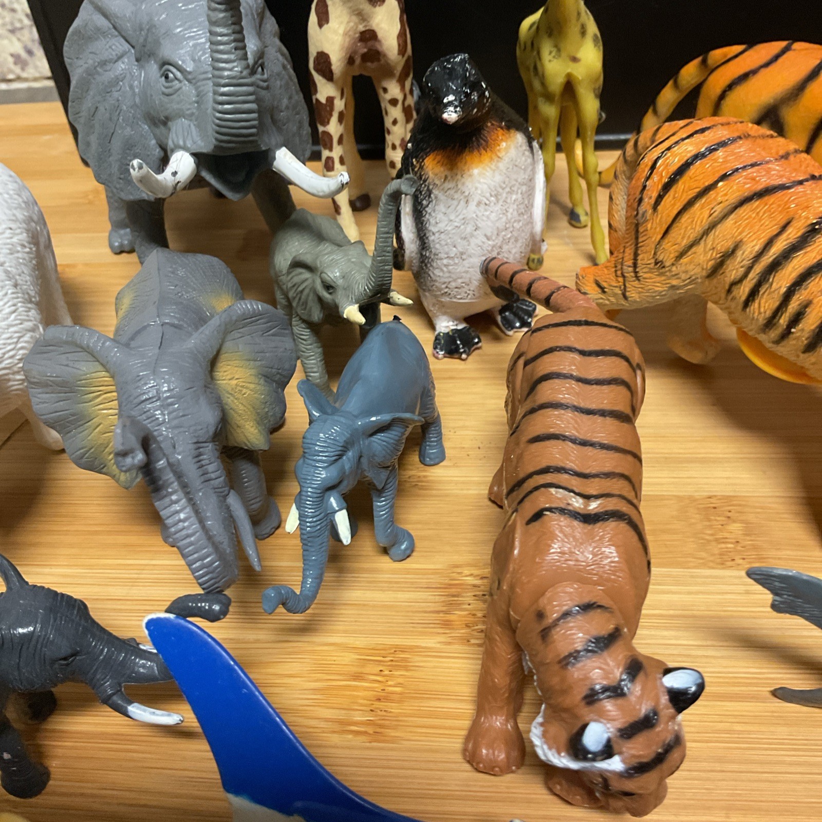 Huge Lot of Animal Sea Life Wild Life Collection Plastic Toy Figures Vintage/MOD