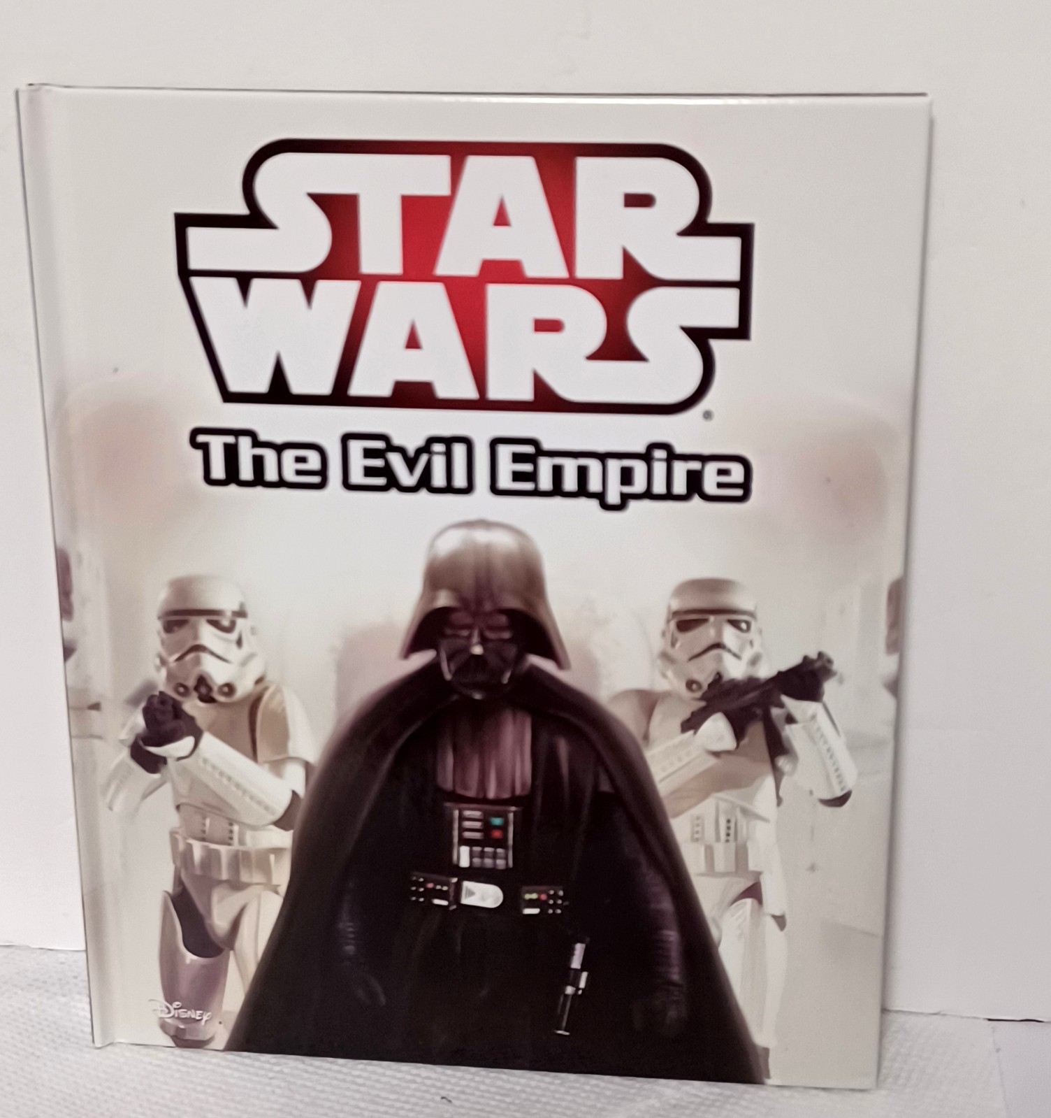 Set of 8 STAR WARS books Plus Electronic Me Reader Story Reader