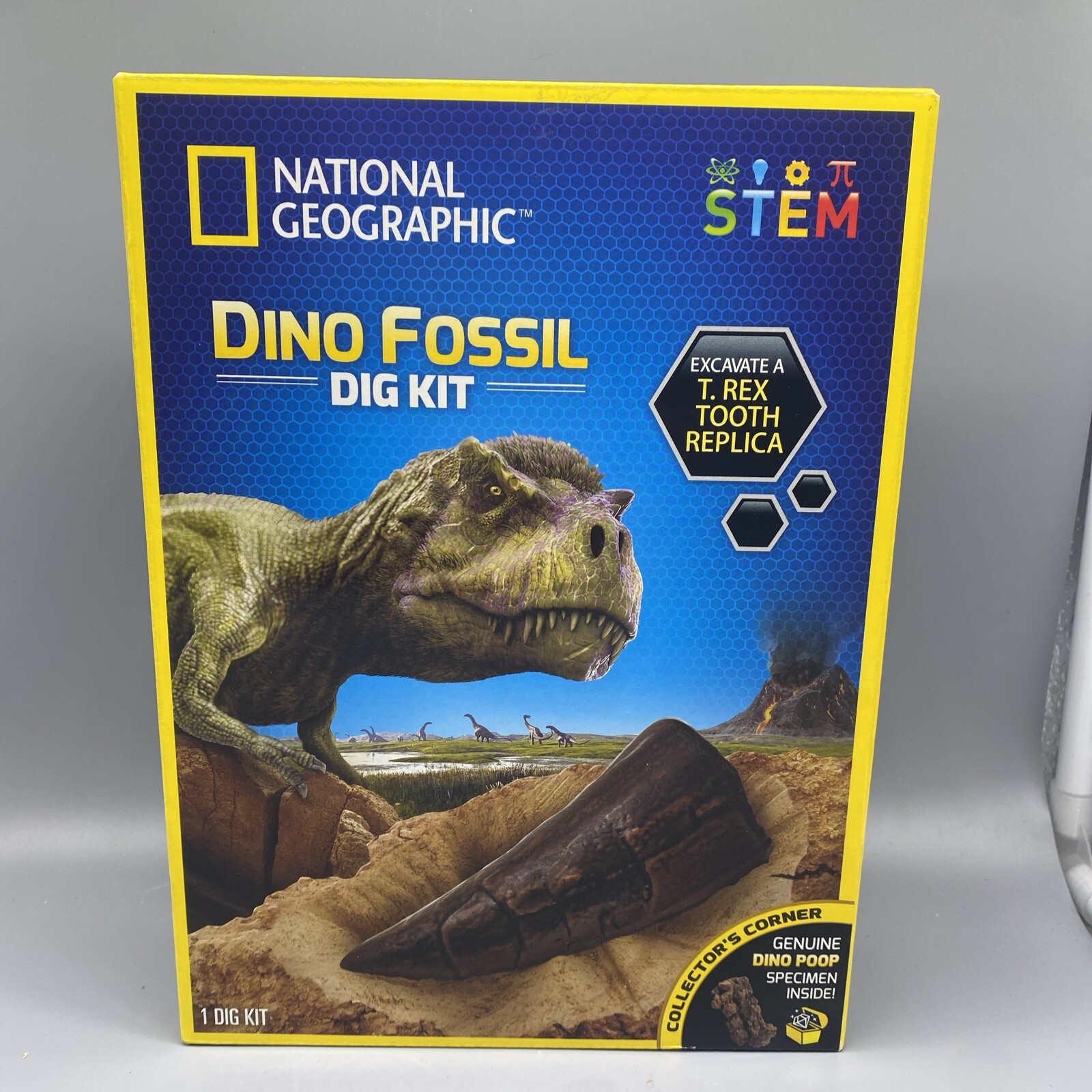 National Geographic Dinosaur Dino Fossil Dig Kit T-Rex Tooth Replica NIB