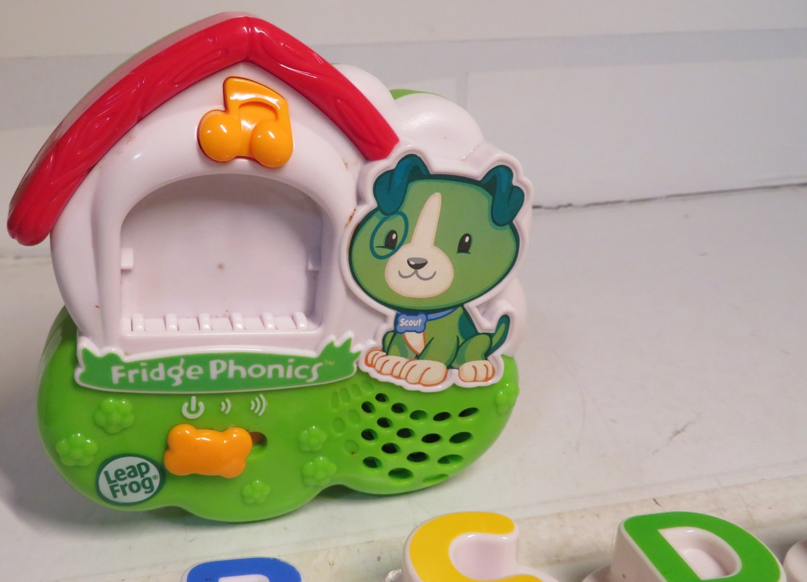 Leap Frog Fridge Phonics Scout Dog w/Cap Letters Electronic Magnetic INComplete